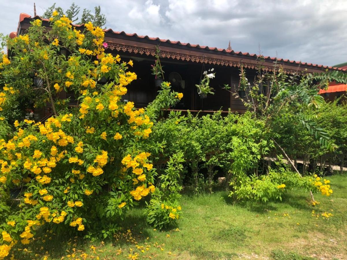 Piarnsri Resort Ban Chak Lao Bagian luar foto